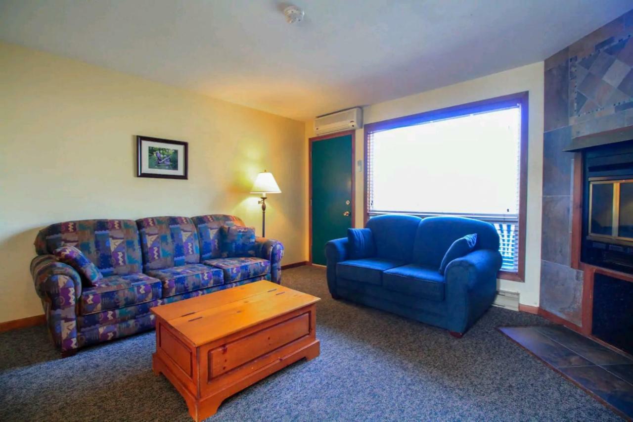 Sunny Point Resort Otter Lake Exterior foto