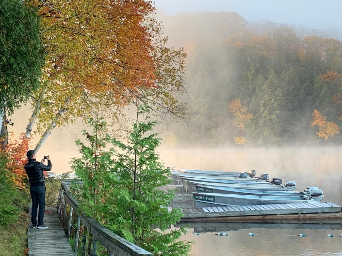Sunny Point Resort Otter Lake Exterior foto